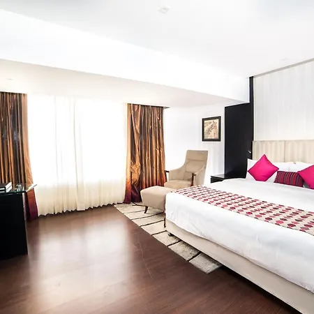Clarion Hotel President Chennai Exterior photo