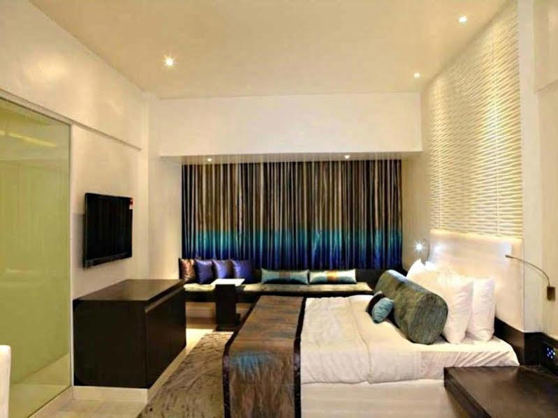 Hotel Clarion President