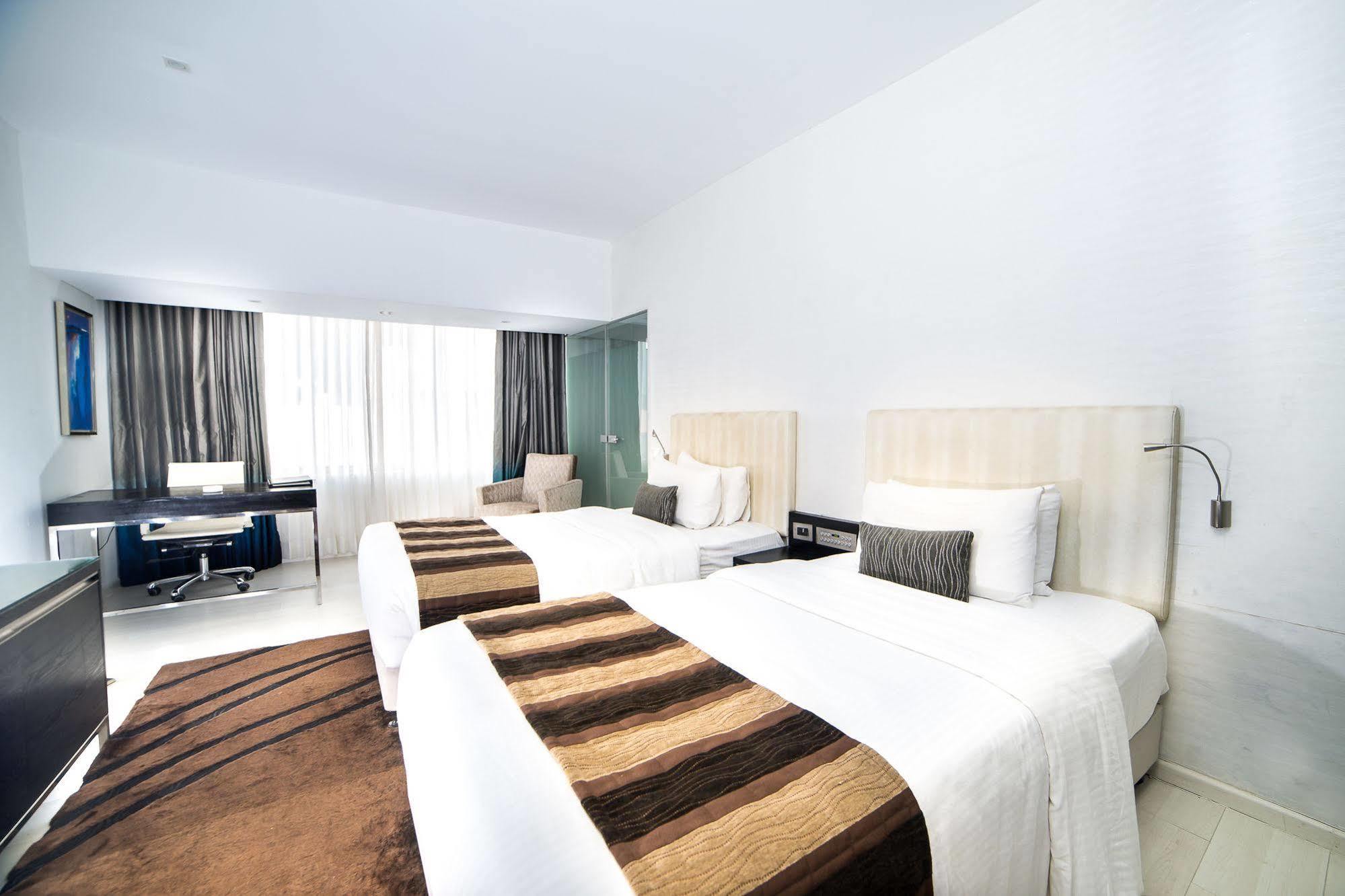 Hotel Clarion President